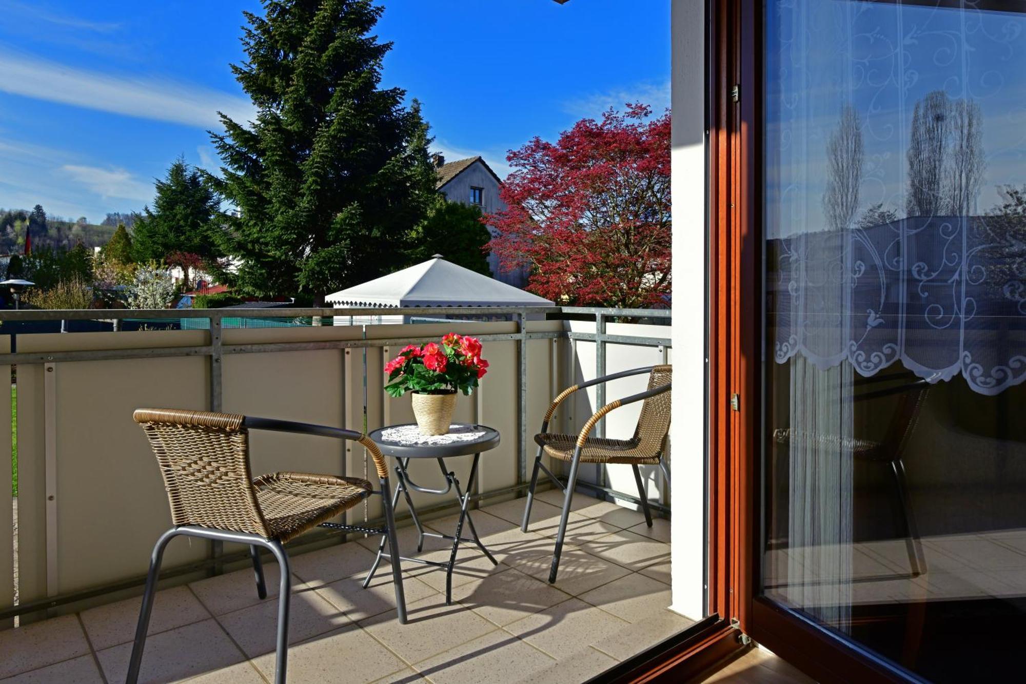 Gaestehaus In Schopfheim, 20 Km Zur Schweiz-Basel, Direkte S-Bahnverbindung 外观 照片